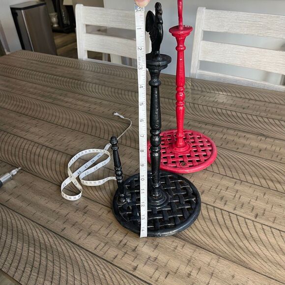 Black cast iron Rooster paper towel holder heavy farmhouse country style decor - Picture 9 of 10